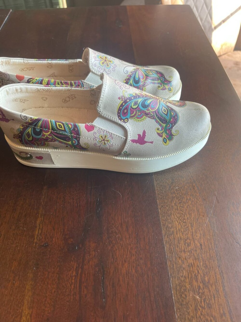 Walk Into Color Goby Handmade Slip-Ons Size 39
